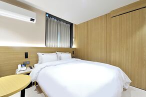 Brown-Dot Hotel Gwangyang Deokrye