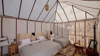 Sahara Magic Luxury Camp