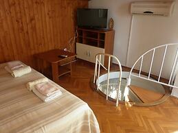 Rosmarinus Rubic studio