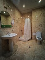 Vanatun Monastery Stay