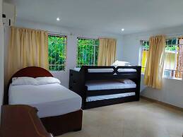 Chunuu Hostal y Glamping Minca
