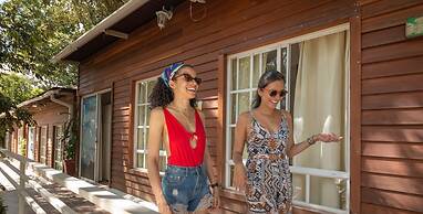 Chunuu Hostal y Glamping Minca