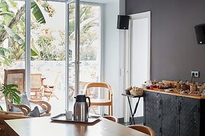 Casa Apollo Guesthouse