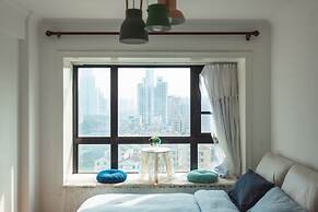 ShengZheng LaCave Apartment(Shenzhen Convention & Exhibition Center)  