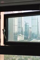 ShengZheng LaCave Apartment(Shenzhen Convention & Exhibition Center)  