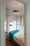 ShengZheng LaCave Apartment(Shenzhen Convention & Exhibition Center)  