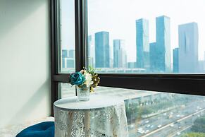 ShengZheng LaCave Apartment(Shenzhen Convention & Exhibition Center)  