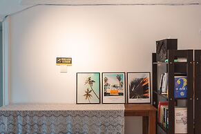 ShengZheng LaCave Apartment(Shenzhen Convention & Exhibition Center)  