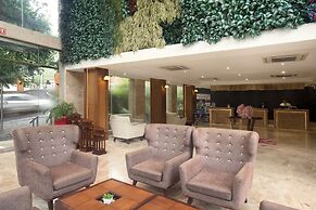 Sea Shell Coral Cove