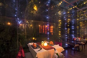 Sea Shell Coral Cove