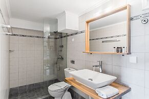 Naftilos Residences II