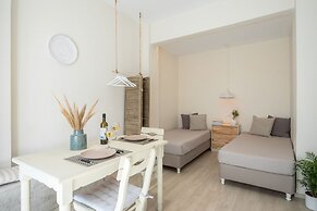 Light Blue Window Kamari