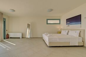 Ouzo Panoramic Houses 2, with private pool