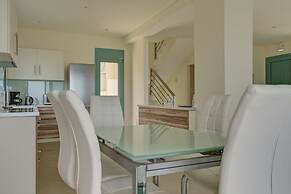 Ouzo Panoramic Houses 2, with private pool