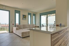 Ouzo Panoramic Houses 2, with private pool