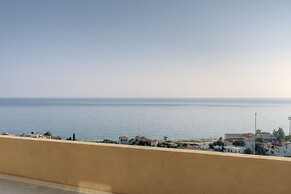Ouzo Panoramic Houses 2, with private pool