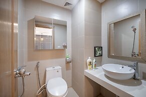 Apartment SeaView at Muong Thanh Residence