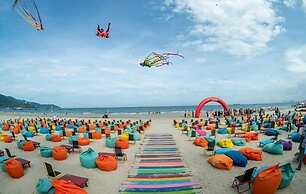 Apartment SeaView at Muong Thanh Residence