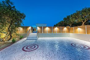 VILLA HILL FAMILIES ONLY