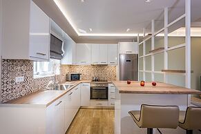 VILLA HILL FAMILIES ONLY