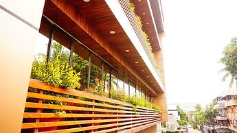 Thayamkery's Royal inn