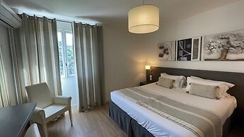 Hôtel les 3 Barbus