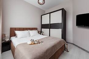 Feeria Apartments