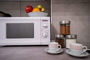 Acropolis Deluxe Apt Must