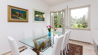 Rental In Rome Colosseum View Luxury Apartment