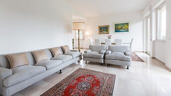 Rental In Rome Colosseum View Luxury Apartment