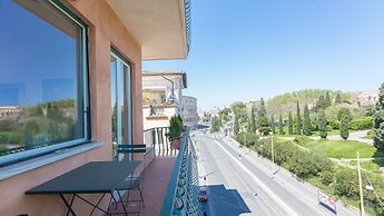 Rental In Rome Colosseum View Luxury Apartment