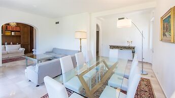 Rental In Rome Colosseum View Luxury Apartment