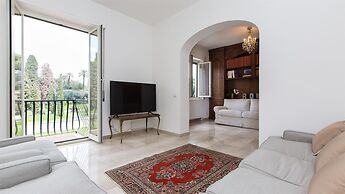 Rental In Rome Colosseum View Luxury Apartment