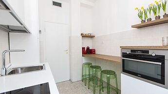 Rental In Rome Colosseum View Luxury Apartment