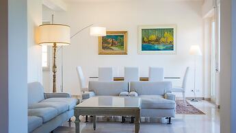 Rental In Rome Colosseum View Luxury Apartment