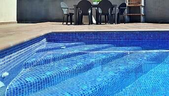 Chalet con piscina y vistas a 10min de la playa de Blanes