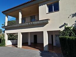 Chalet con piscina y vistas a 10min de la playa de Blanes