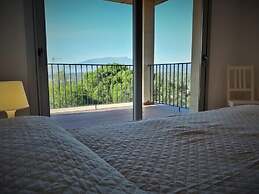 Chalet con piscina y vistas a 10min de la playa de Blanes