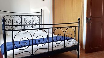 Cozy Apartment near the beach