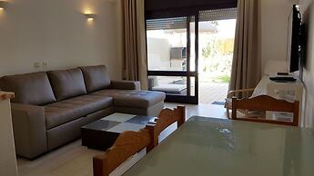 Magnific Studio with a cozy garden