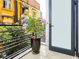 Amazing NYT Home Balcony Cozy Studio