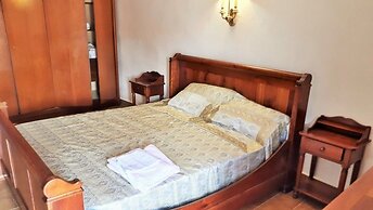 Casa rural en Albóns a 8 min de la playa de la Escala