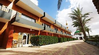 Byoot Bay Hotel & Resort