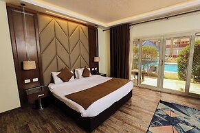 Byoot Bay Hotel & Resort