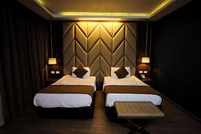 Byoot Bay Hotel & Resort