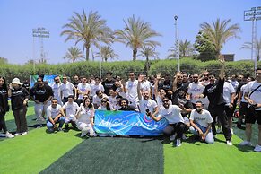 Byoot Bay Hotel & Resort