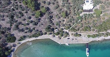 Vhillas Private Luxury Villa Leo