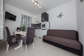 Luxury villa complex Pendolino with heated pool and jacuzzi