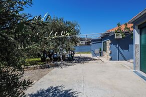 Luxury villa complex Pendolino with heated pool and jacuzzi