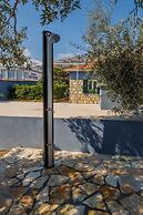 Luxury villa complex Pendolino with heated pool and jacuzzi